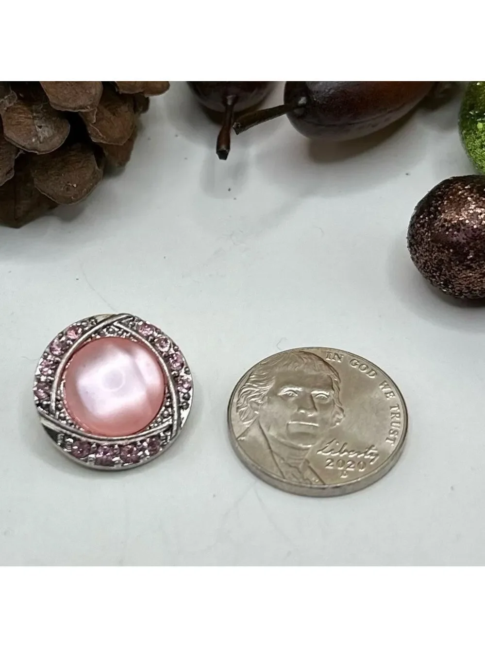 Ginger Snap #23 - “Pearly Pink Round Snap W/ Pink Stones” For 18mm Snap Jewelry